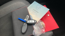 Nissan Qashqai 1.3 DiG-T MH N-Connecta 5dr Petrol Hatchback